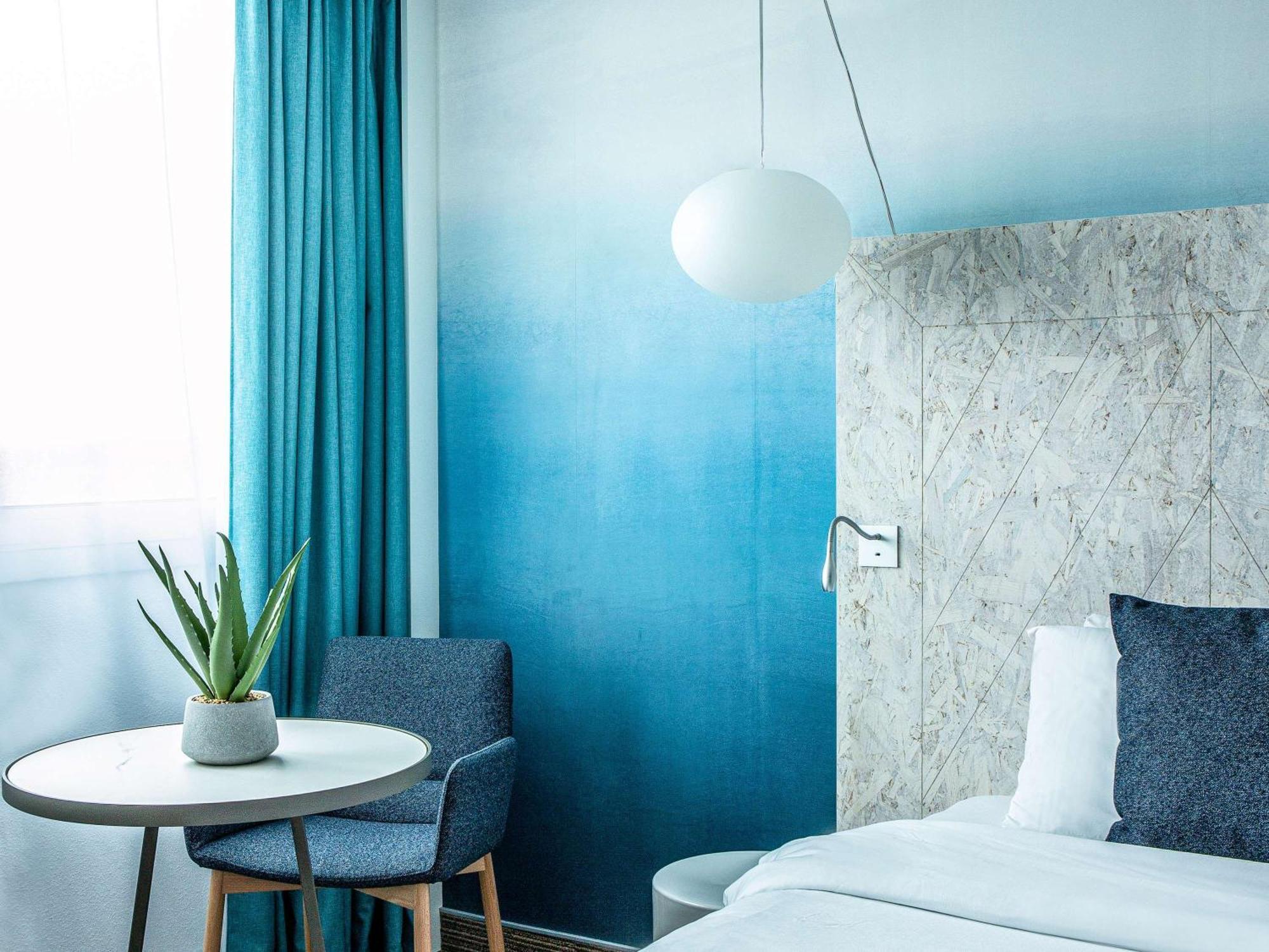 Mercure Le Port Hotel 4*